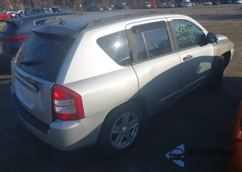 2007 Jeep Compass Sport z USA, uszkodzony, nr VIN 1J8FT47W27D256350